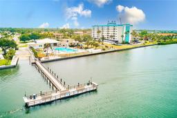 Picture of 10215 Regal Drive Unit 41, Largo, FL 33774