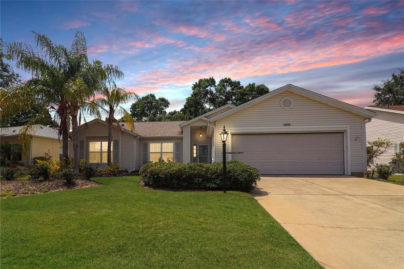 Picture of 25339 Crestwater Drive, Leesburg FL 34748