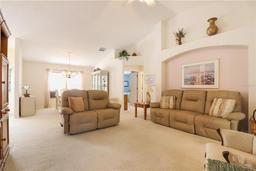 Picture of 25339 Crestwater Drive, Leesburg, FL 34748