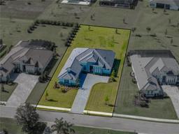 Picture of 13805 Carryback Drive, Dade City, FL 33525