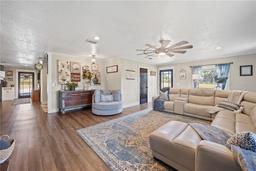 Picture of 602 Cr 489, Lake Panasoffkee, FL 33538