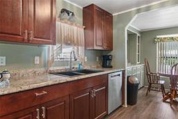Picture of 1610 Reynolds Road Unit 242, Lakeland, FL 33801