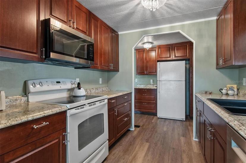 Picture of 1610 Reynolds Road Unit 242, Lakeland FL 33801