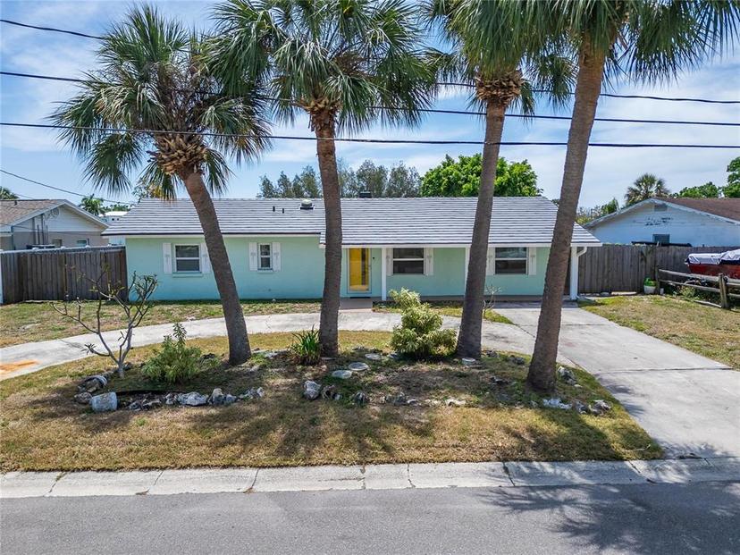 Picture of 8702 Driftwood Drive, Tampa FL 33615