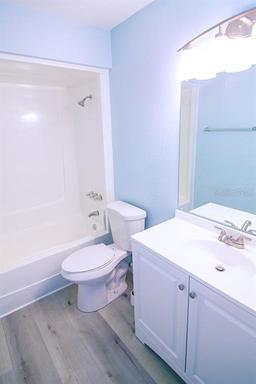 Picture of 400 Base Unit 225, Venice, FL 34293