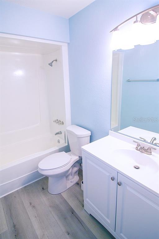 Picture of 400 Base Unit 225, Venice FL 34293