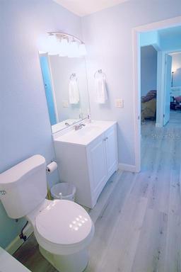 Picture of 400 Base Unit 225, Venice, FL 34293