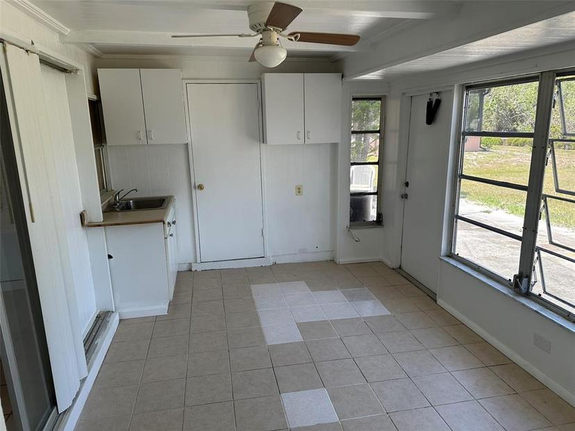 Picture of 194 Garden Avenue Nw, Port Charlotte FL 33952