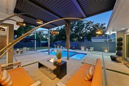 Picture of 222 N Clearview Avenue, Tampa, FL 33609