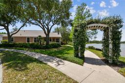 Picture of 9101 Crystal Commons Way, Tampa, FL 33626