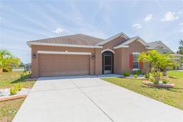 Picture of 711 Parker Den Drive, Ruskin, FL 33570
