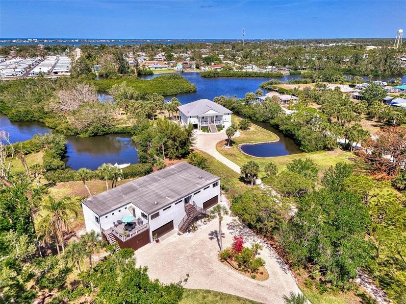 Picture of 760 S Oxford Drive, Englewood FL 34223