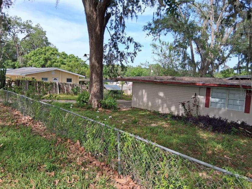 Picture of 15948 14Th Street, Dade City FL 33523