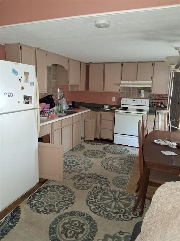 Picture of 15948 14Th Street, Dade City FL 33523