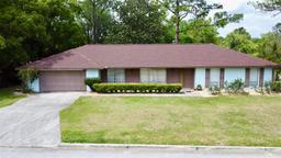 Picture of 9926 NW 4Th Place, Gainesville, FL 32607