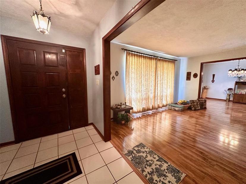 Picture of 9926 NW 4Th Place, Gainesville FL 32607