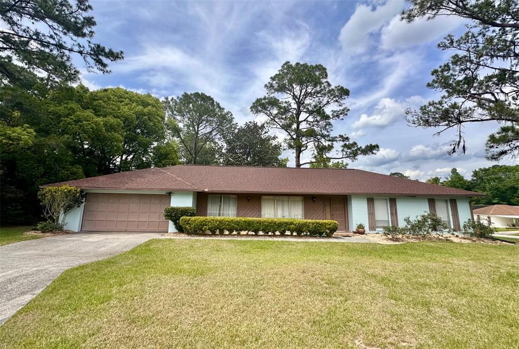 Picture of 9926 NW 4Th Place, Gainesville, FL 32607