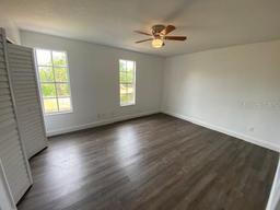 Picture of 13909 Fletchers Mill Drive, Tampa, FL 33613