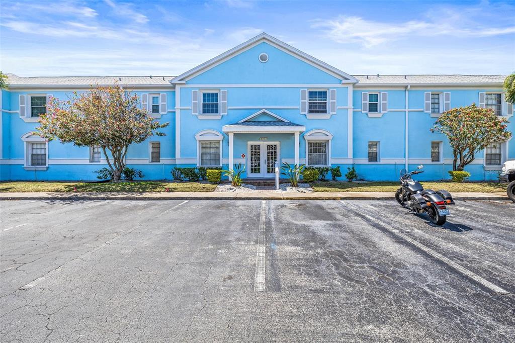 Picture of 5003 Starfish Dr Se Unit B, St Petersburg, FL 33705