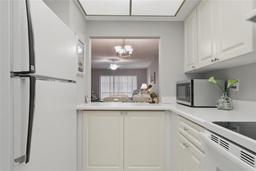 Picture of 2220 Stickney Point Road Unit 531, Sarasota, FL 34231