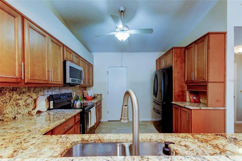Picture of 2547 Stony Brook Lane, Clearwater FL 33761