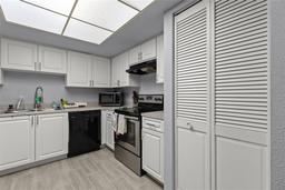 Picture of 3709 Greenery Court Unit 209, Tampa, FL 33618