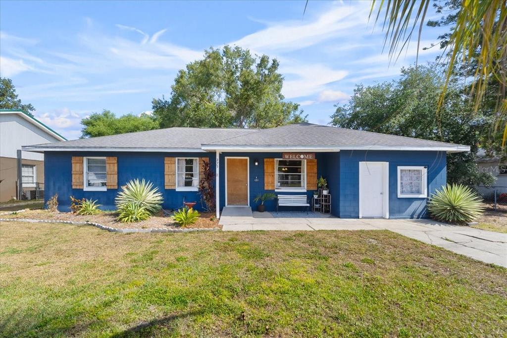 Picture of 275 Cherry Laurel Lane, Winter Haven, FL 33880