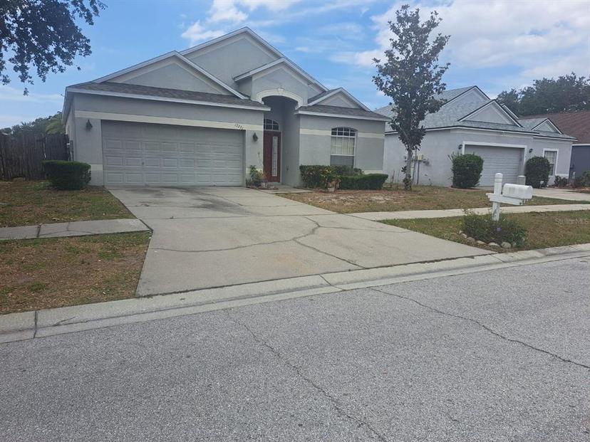 Picture of 13231 Cherry Bark Circle, Riverview FL 33579