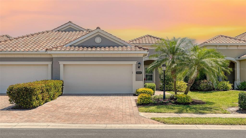 Picture of 1203 Calle Grand Street, Bradenton, FL 34209