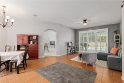 Picture of 19395 SW 100Th Loop, Dunnellon, FL 34432