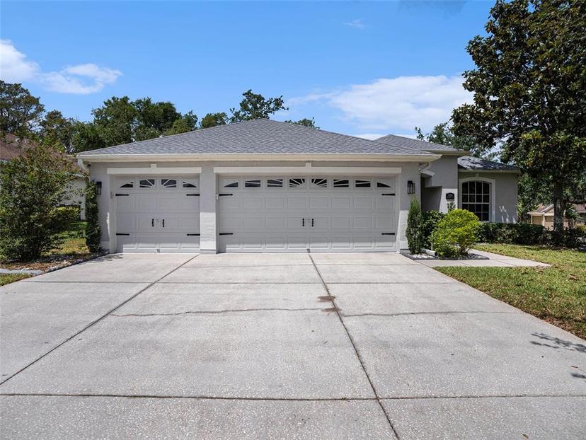 Picture of 11106 Bridgecreek Drive, Riverview FL 33569