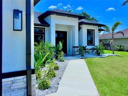 Picture of 22 Medalist Circle, Rotonda West, FL 33947
