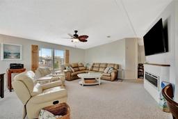 Picture of 119 E Saint Johns Way, Apollo Beach, FL 33572