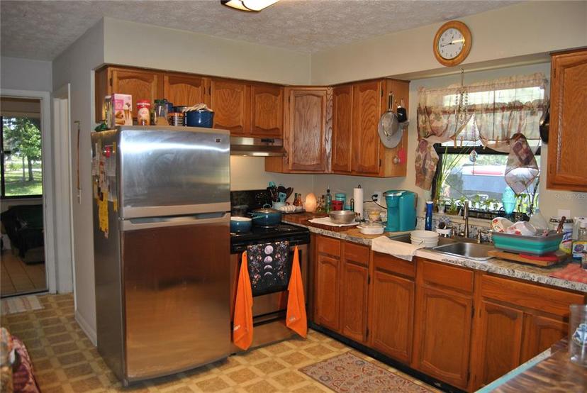 Picture of 601 W College Avenue, Ruskin FL 33570