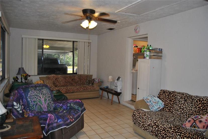 Picture of 601 W College Avenue, Ruskin FL 33570