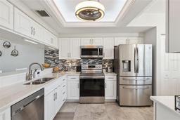 Picture of 6205 Shoreline Drive Unit 1204, St Petersburg, FL 33708