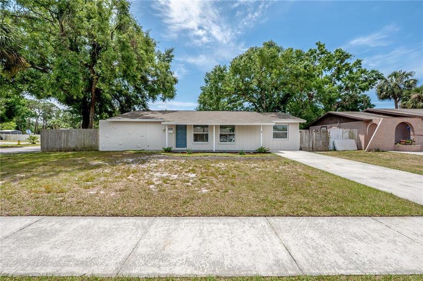 Picture of 8402 Woodlake Drive, Tampa FL 33615