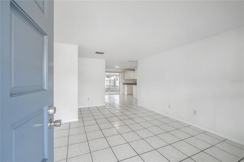 Picture of 8402 Woodlake Drive, Tampa FL 33615