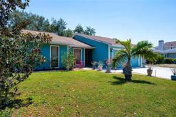 Picture of 4219 Berkshire Drive, Sarasota, FL 34241