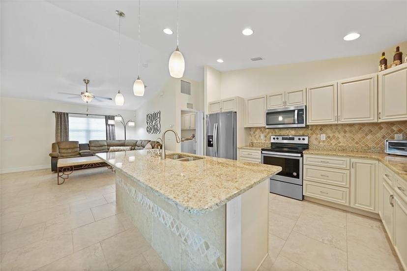 Picture of 7135 Tropicaire Boulevard, North Port FL 34291