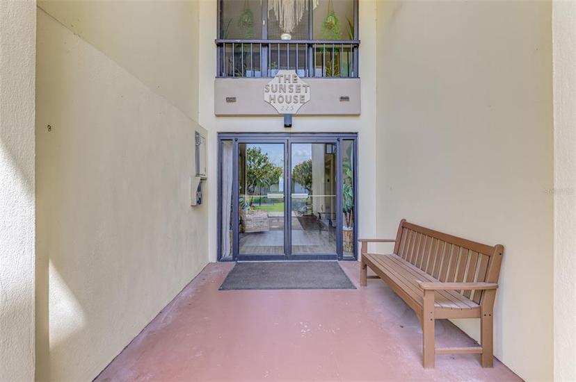 Picture of 225 Hourglass Way Unit 101, Sarasota FL 34242