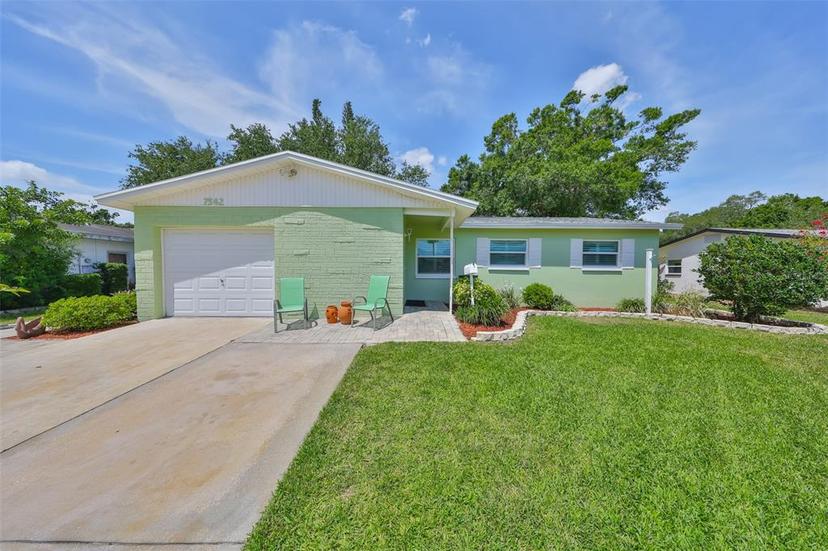 Picture of 7542 20Th Street N, St Petersburg FL 33702