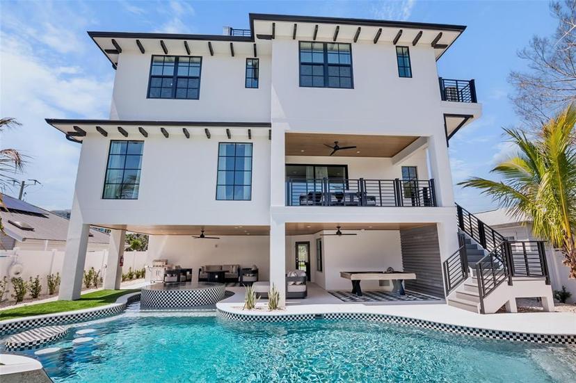 Picture of 723 S Blvd Of The Presidents, Sarasota FL 34236