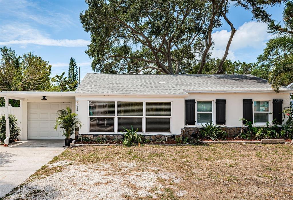 Picture of 8054 38Th Avenue N, St Petersburg, FL 33710