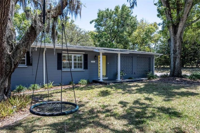 Picture of 3880 Cleveland Heights Boulevard, Lakeland FL 33813