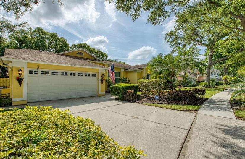 Picture of 10321 Shady Oak Lane, Seminole FL 33777