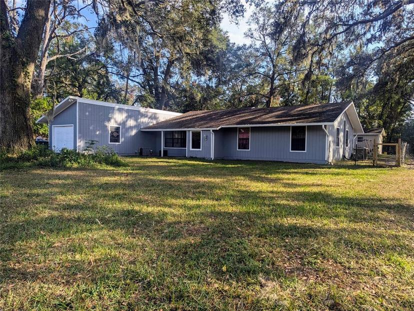 Picture of 37654 Eiland Boulevard, Zephyrhills FL 33542