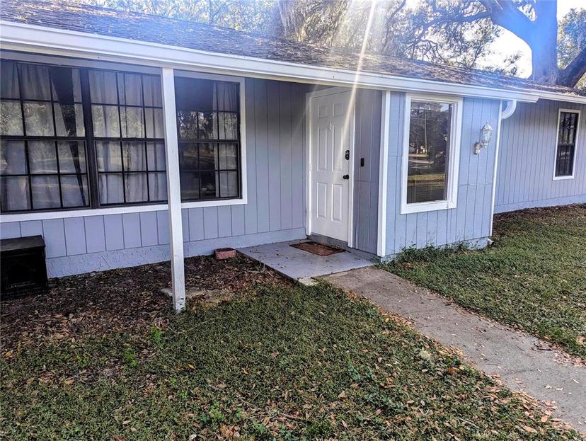 Picture of 37654 Eiland Boulevard, Zephyrhills FL 33542