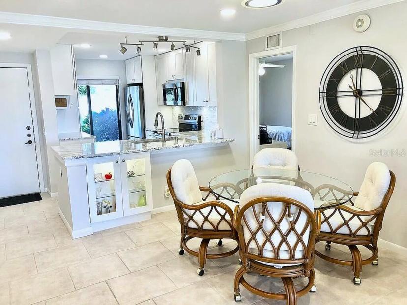 Picture of 6295 Bahia Del Mar Circle Unit 101, St Petersburg FL 33715