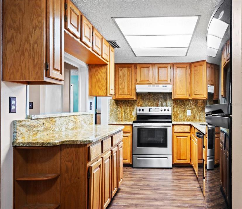 Picture of 771 Murphy Avenue N, St Petersburg FL 33703